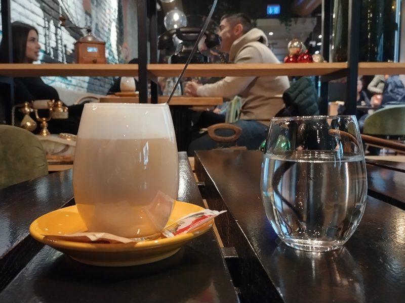 Tesla Coffee & Concept