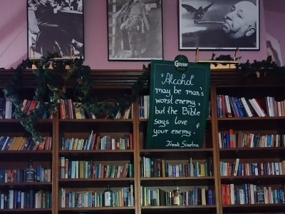 Pickwick's International Bar