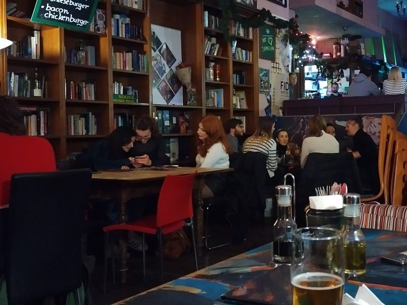 Pickwick's International Bar